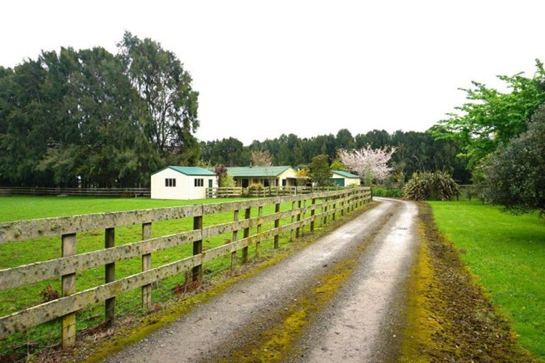 Photo of property in 222 Bruce Road, Levin, 5510