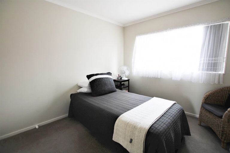 Photo of property in 36 Norm Pellow Drive, Manurewa, Auckland, 2105