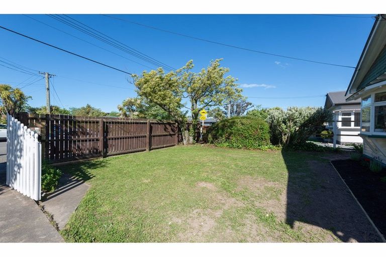 Photo of property in 16 Aylesford Street, Mairehau, Christchurch, 8013