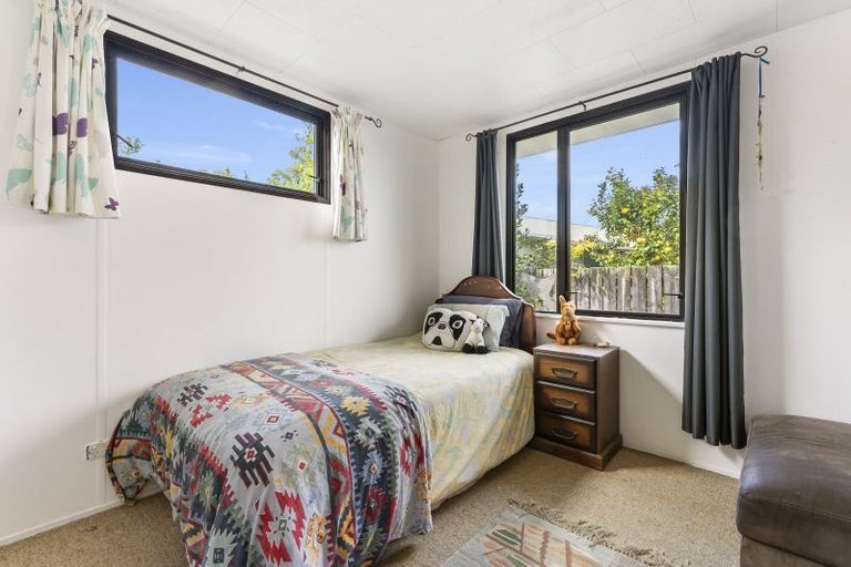 Photo of property in 8b Longstead Avenue, Papamoa Beach, Papamoa, 3118