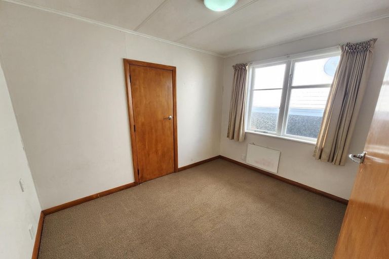 Photo of property in 5 Miles Place, Awapuni, Palmerston North, 4412