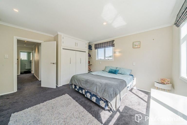 Photo of property in 1 Taku Matenga Grove, Korokoro, Lower Hutt, 5012