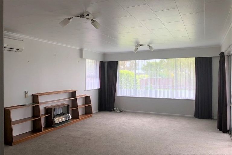 Photo of property in 7 Kowhai Street, Levin, 5510