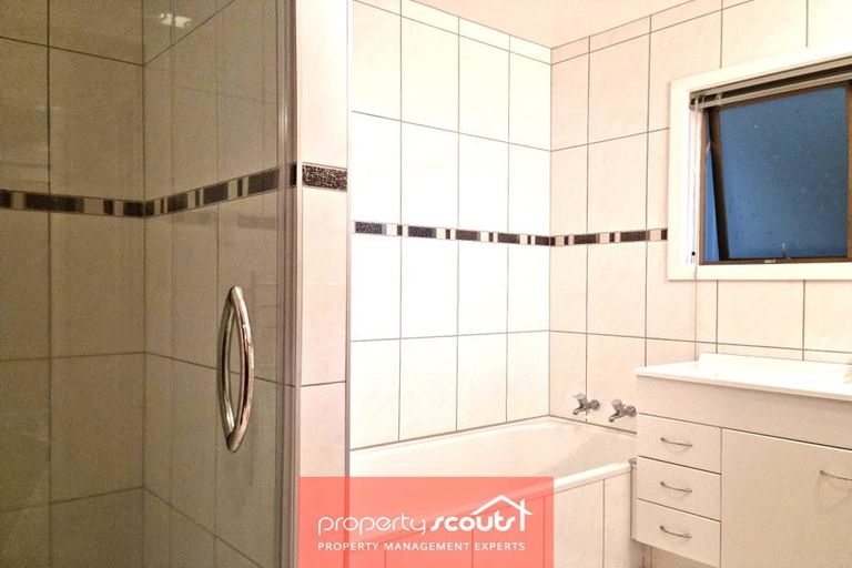 Photo of property in 72 Manu Crescent, Upper Vogeltown, New Plymouth, 4310