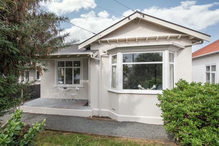 Photo of property in 23 Hargest Crescent, Saint Kilda, Dunedin, 9012