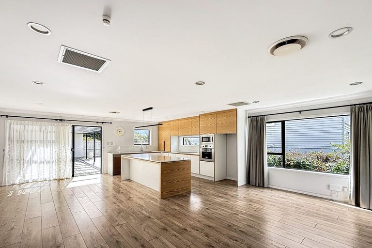 Photo of property in 106 Eban Avenue, Hillcrest, Auckland, 0627