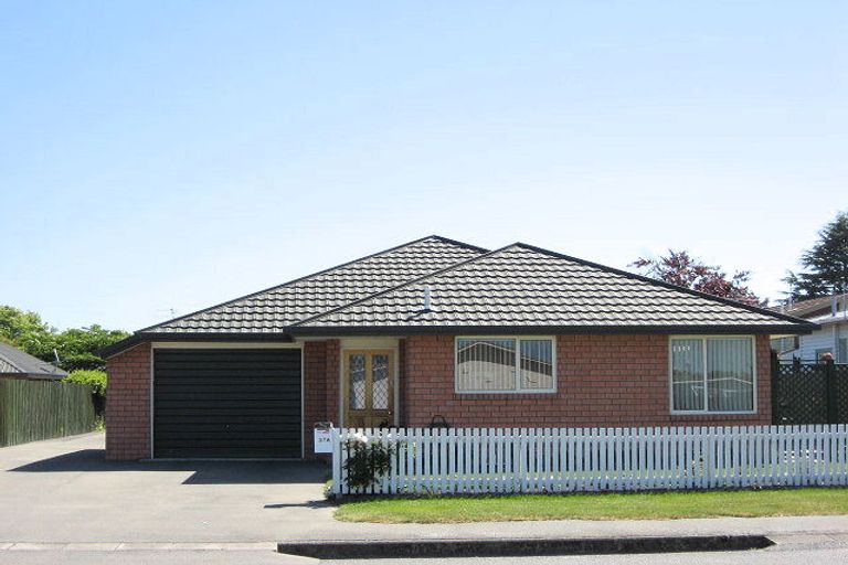Photo of property in 37a Durham Street, Rangiora, 7400