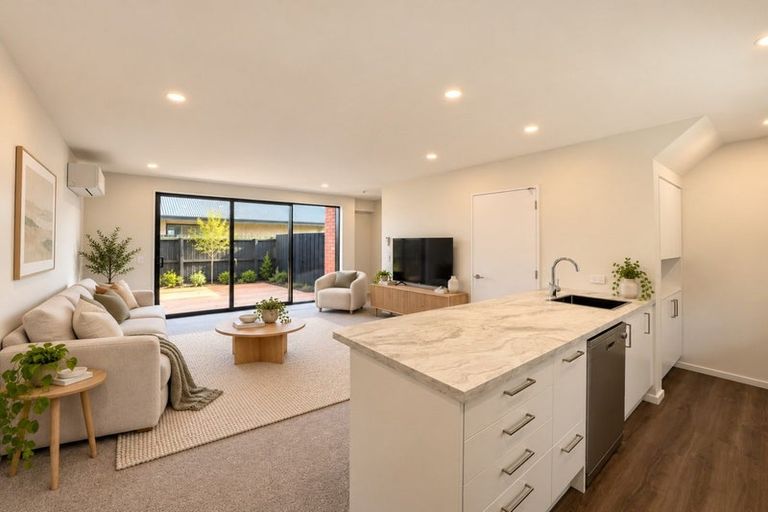 Photo of property in 2/387 Armagh Street, Linwood, Christchurch, 8011