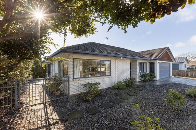 Photo of property in 53 Dalton Drive, Papamoa Beach, Papamoa, 3118