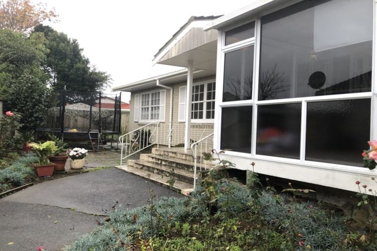 Photo of property in 21 Maugham Drive, Bucklands Beach, Auckland, 2014