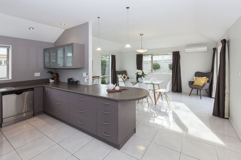 Photo of property in 152 Ilam Road, Ilam, Christchurch, 8041