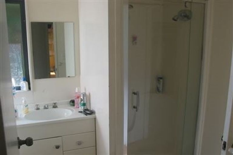 Photo of property in 1/22 Selwyn Crescent, Forrest Hill, Auckland, 0620