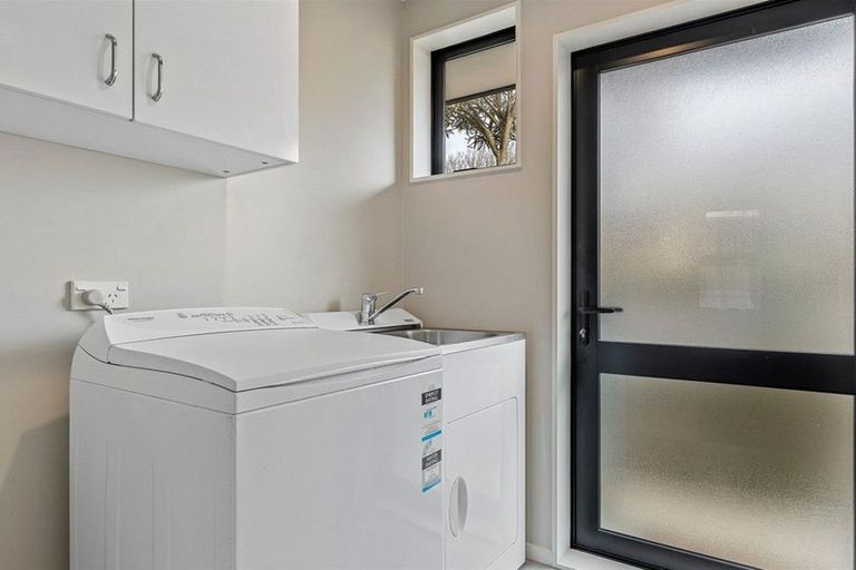 Photo of property in 2/150 Aldwins Road, Phillipstown, Christchurch, 8062