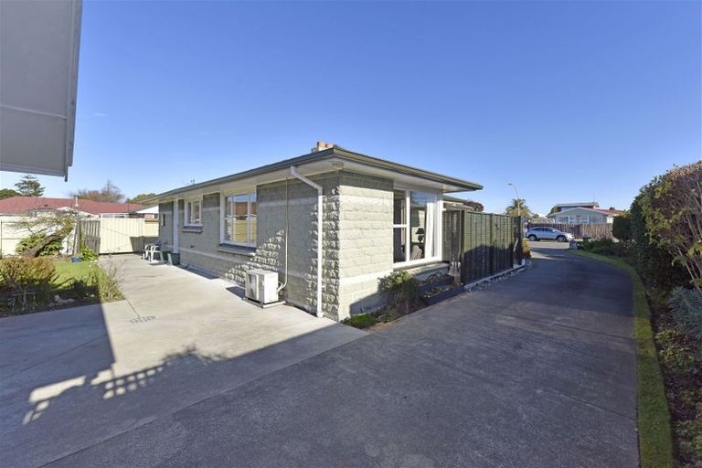 Photo of property in 12 Aileen Place, Upper Riccarton, Christchurch, 8041