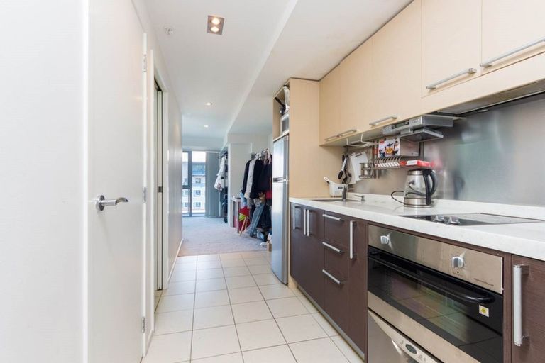 Photo of property in Fiore On Hobson Apartments, 1009/152 Hobson Street, Auckland Central, Auckland, 1010