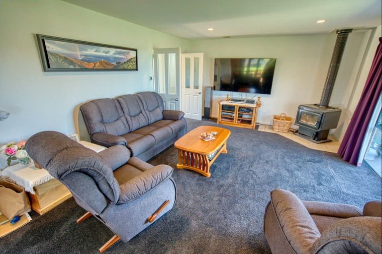 Photo of property in 22 Butts Road, Reefton, 7830