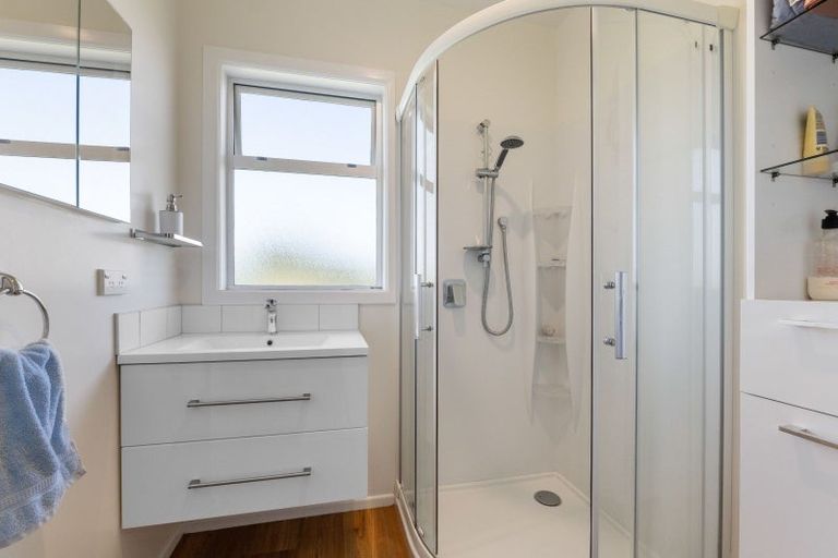 Photo of property in 11 Hulke Crescent, Bell Block, New Plymouth, 4312