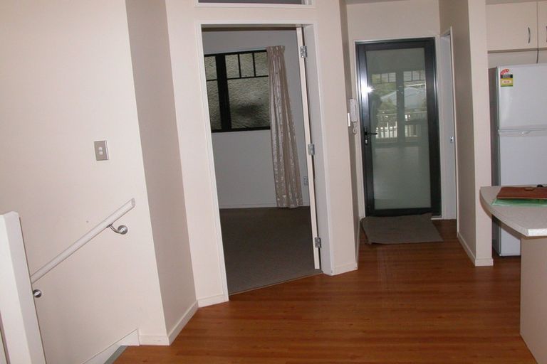 Photo of property in 132 Aro Street, Aro Valley, Wellington, 6021