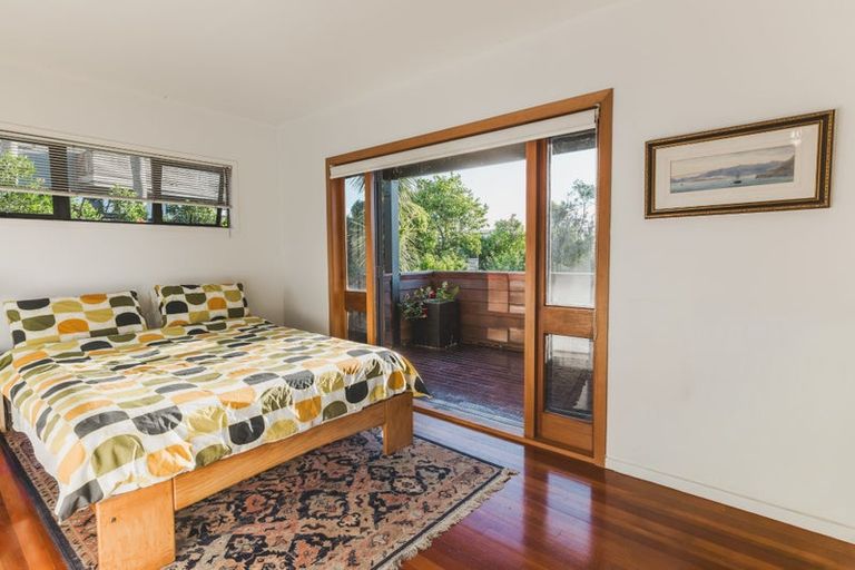 Photo of property in 42 Tizard Road, Birkenhead, Auckland, 0626
