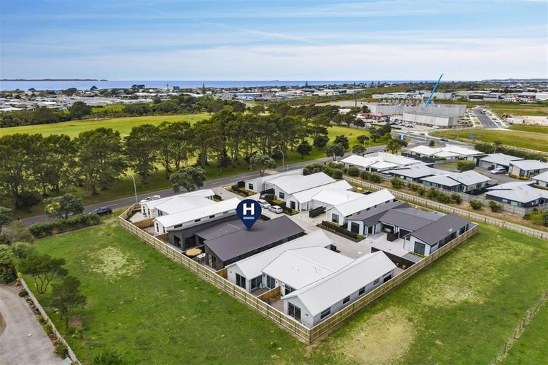 Photo of property in 8 Ngaire Way, Papamoa Beach, Papamoa, 3118
