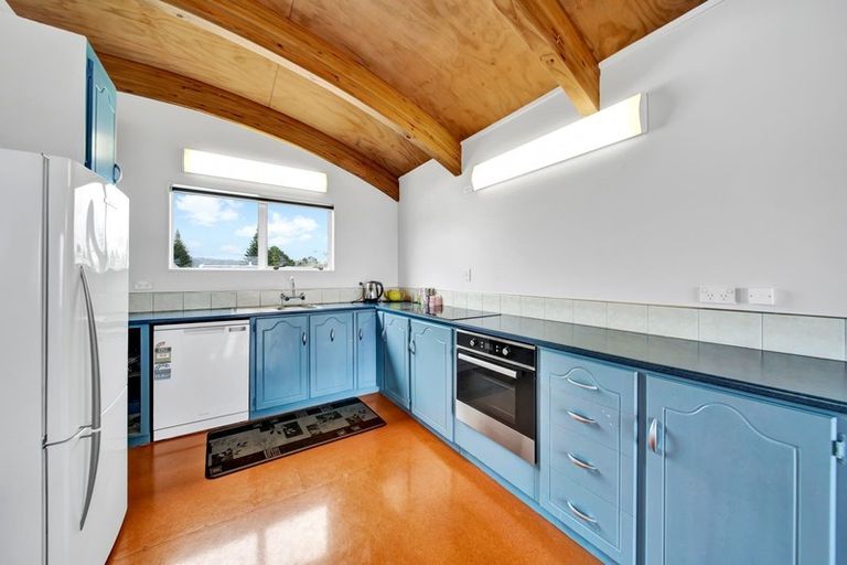 Photo of property in 26 Third Avenue, Urenui, 4377
