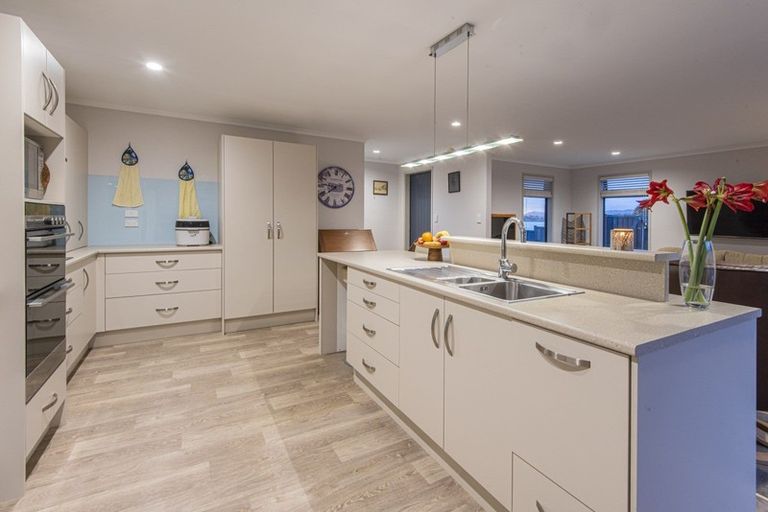 Photo of property in 4 Mckeague Way, Tamaterau, Whangarei, 0174