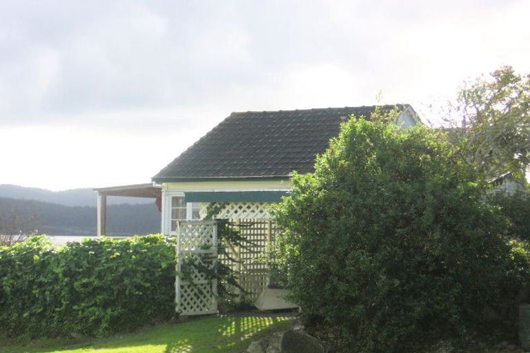 Photo of property in 8 Kaiwaka Road, Onerahi, Whangarei, 0110