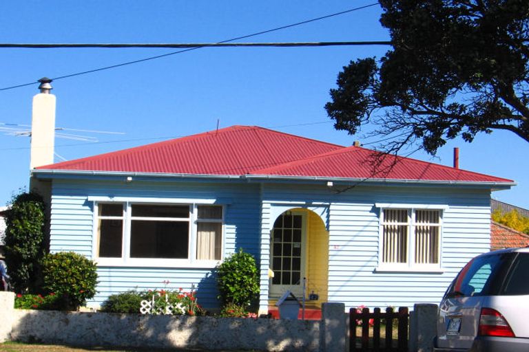 Photo of property in 42 Camperdown Road, Miramar, Wellington, 6022