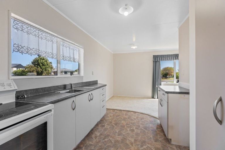 Photo of property in 29/1 Silvan Place, Bell Block, New Plymouth, 4312