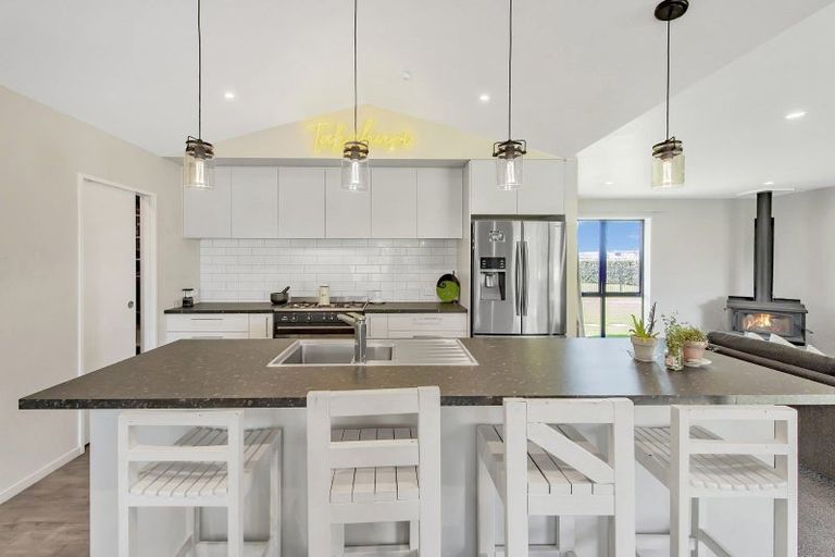 Photo of property in 477 Swamp Road, Burnham, Christchurch, 7677