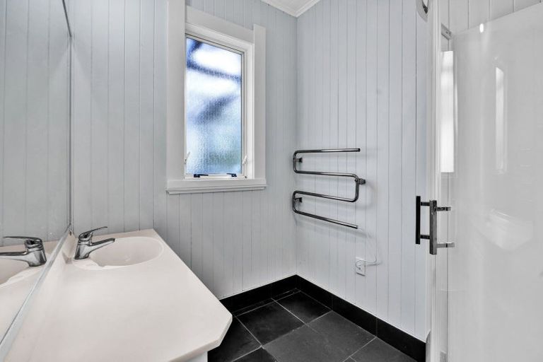 Photo of property in 51 Dixon Avenue, Hawera, 4610