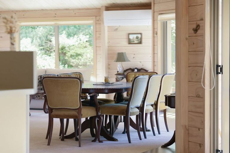 Photo of property in 27 Cascade Way, Paraparaumu, 5032