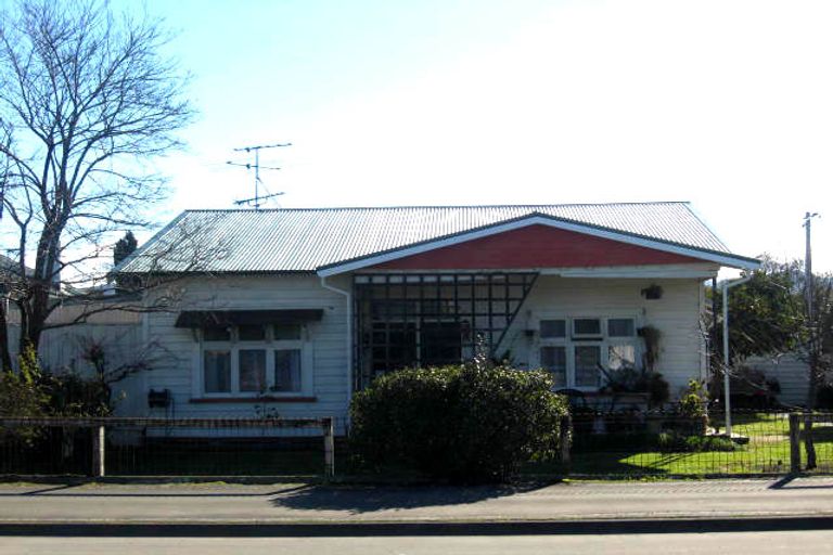 Photo of property in 198 High Street South, Carterton, 5713