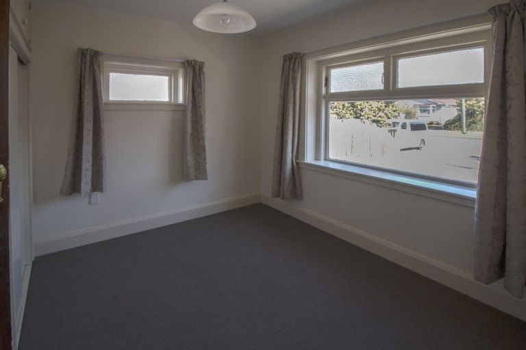 Photo of property in 92 Mackworth Street, Woolston, Christchurch, 8062