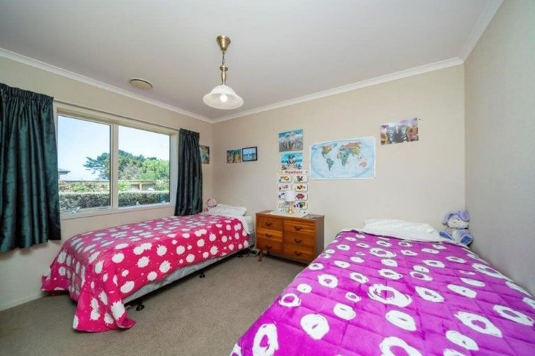 Photo of property in 303 Glover Road, Hawera, 4675