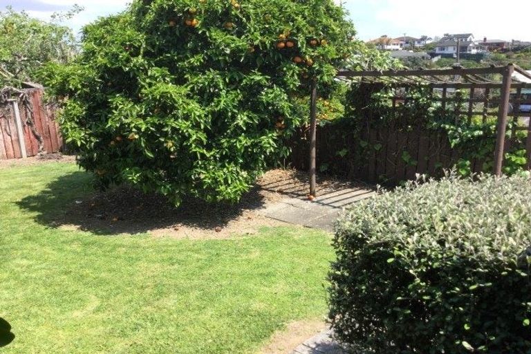 Photo of property in 12 Vale Street, Otumoetai, Tauranga, 3110