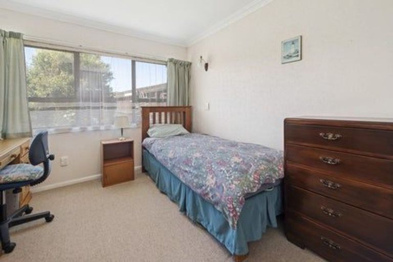 Photo of property in 4 Orchard Place, Lynmore, Rotorua, 3010