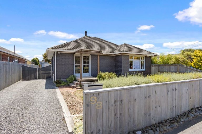 Photo of property in 98 Willryan Avenue, New Brighton, Christchurch, 8083