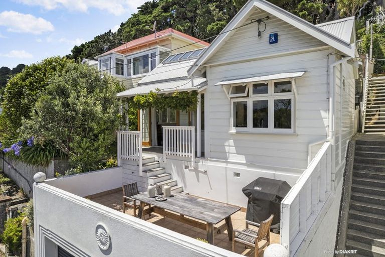 Photo of property in 19 Scarborough Terrace, Mount Victoria, Wellington, 6011