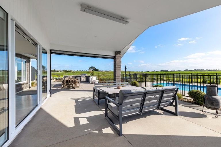 Photo of property in 133 Batty Road, Kingseat, Papakura, 2580