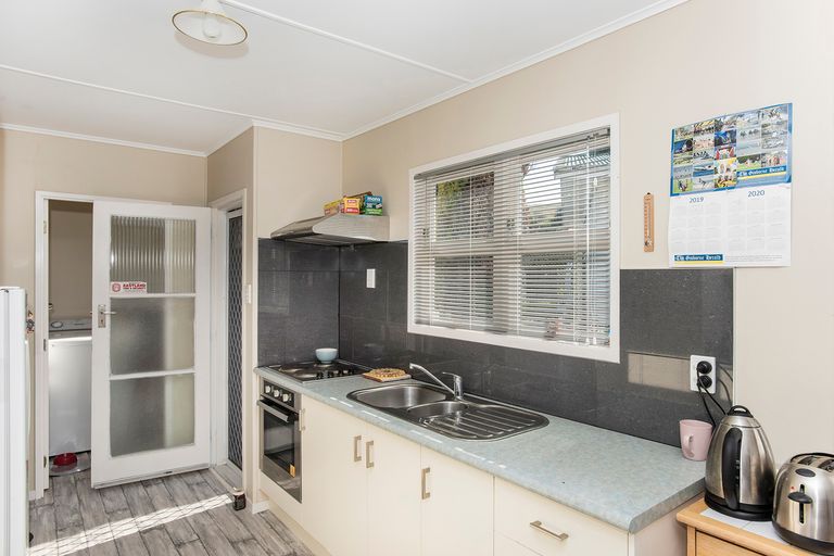 Photo of property in 4 Einstein Street, Outer Kaiti, Gisborne, 4010