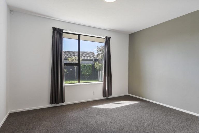 Photo of property in 2 Edwins Way, Burwood, Christchurch, 8083