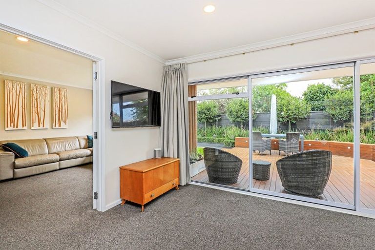 Photo of property in 33a Hammond Road, Taradale, Napier, 4112