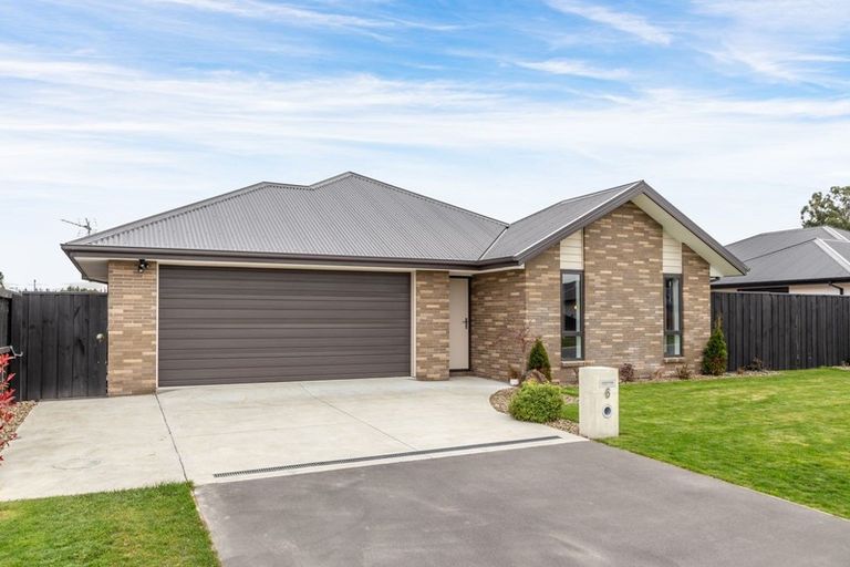 Photo of property in 6 Nicolau Avenue, Rolleston, 7615