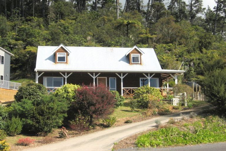 Photo of property in 60 Pepe Road, Tairua, 3508