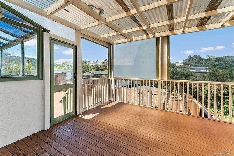 Photo of property in 18 Pistachio Place, Goodwood Heights, Auckland, 2105