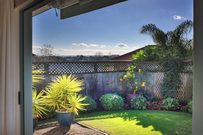 Photo of property in 2/232 Kepa Road, Mission Bay, Auckland, 1071