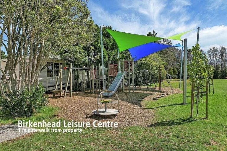 Photo of property in 31 Mahara Avenue, Birkenhead, Auckland, 0626