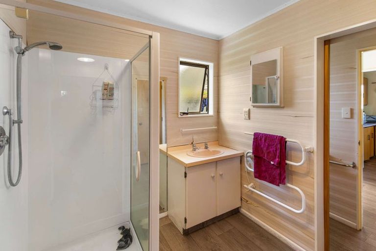 Photo of property in 5 Newall Place, Solway, Masterton, 5810