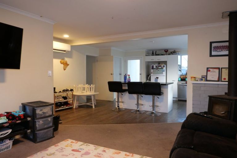 Photo of property in 51 Ruahine Street, Paraparaumu, 5032